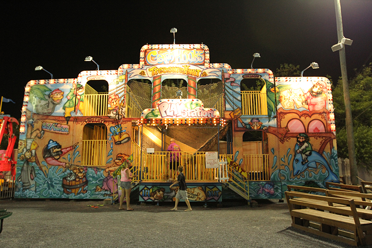 funhouse at best theme park ocmd funhouse at night